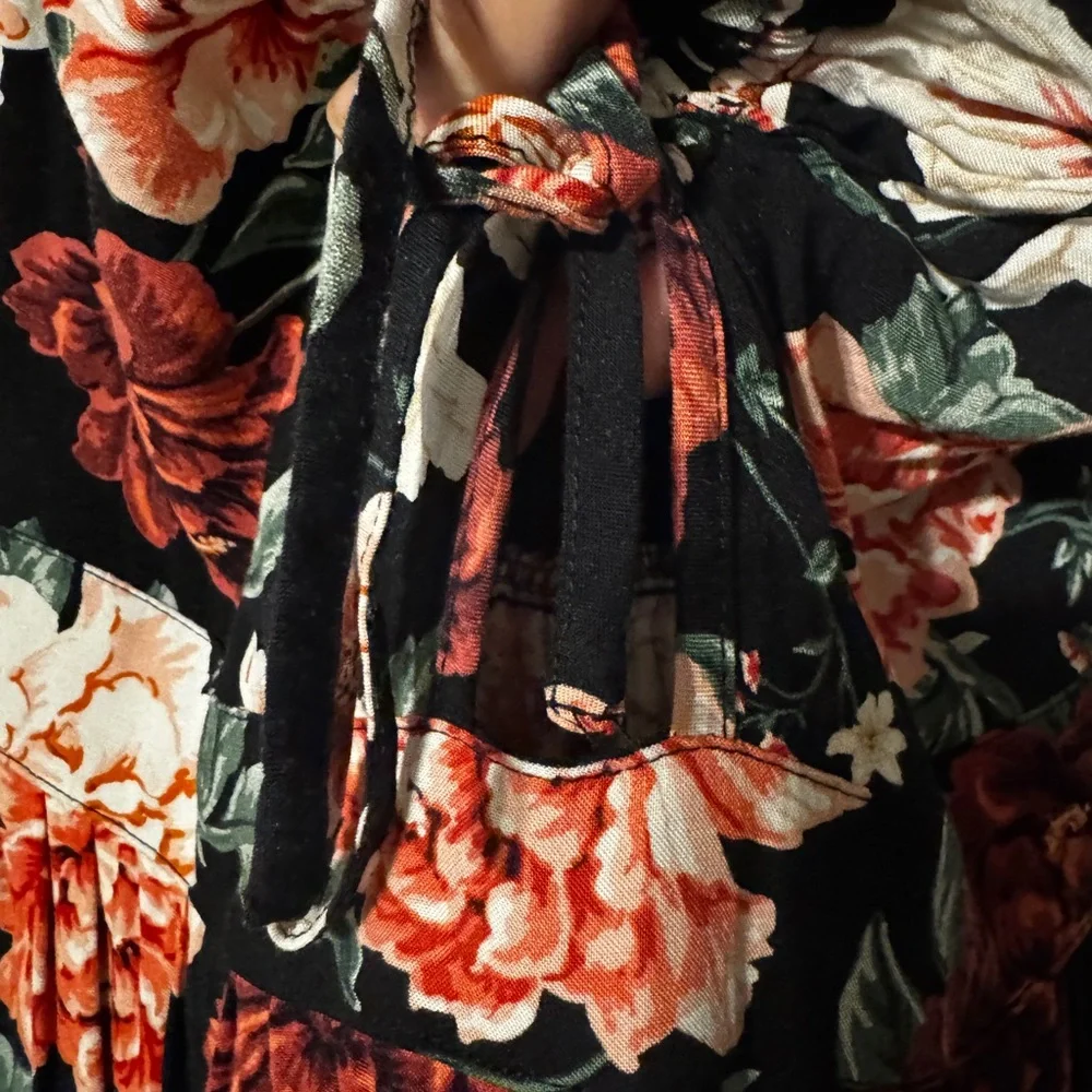 Xhilaration Black and Red Floral Maxi Dress - Picture 3 of 8